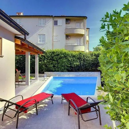 Holiday House Maret Ližnjan